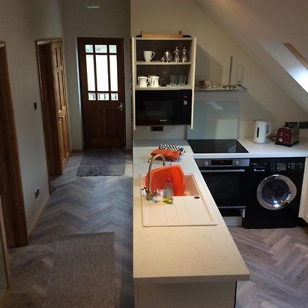 2 Bedroom Furnished Apartment In A Rural Position Stone (Staffordshire) Exterior foto