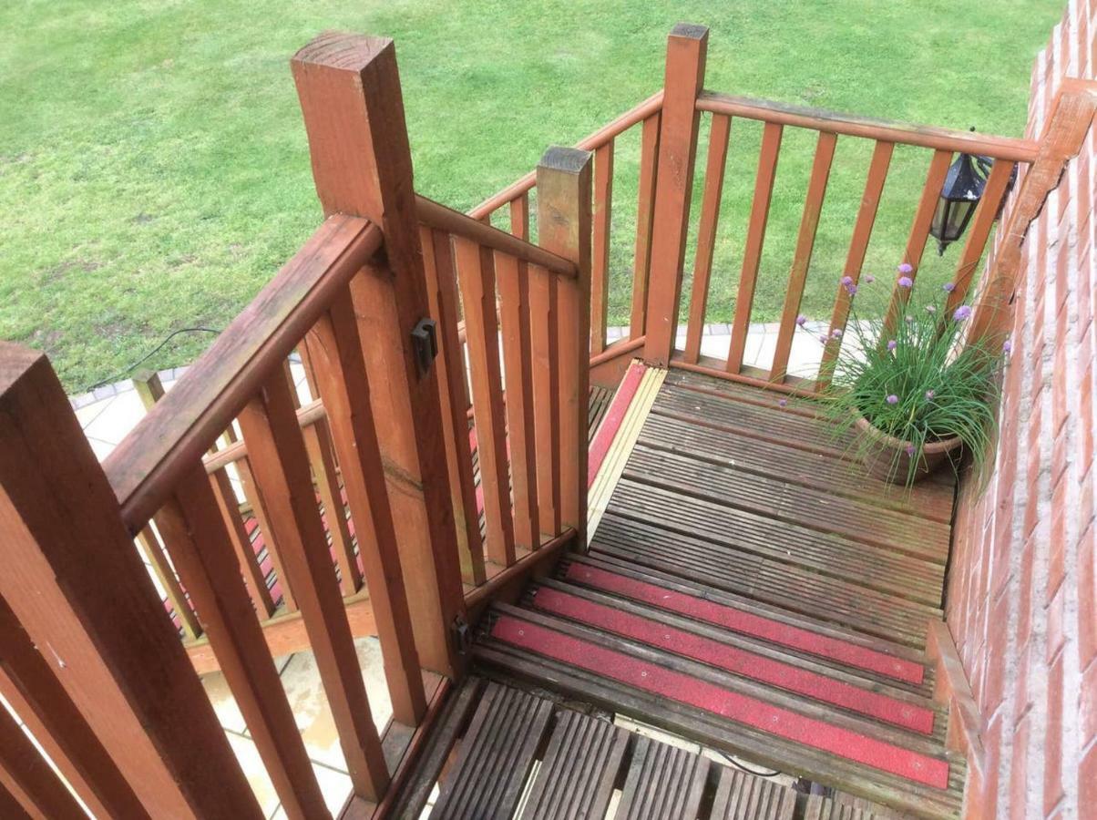 2 Bedroom Furnished Apartment In A Rural Position Stone (Staffordshire) Exterior foto